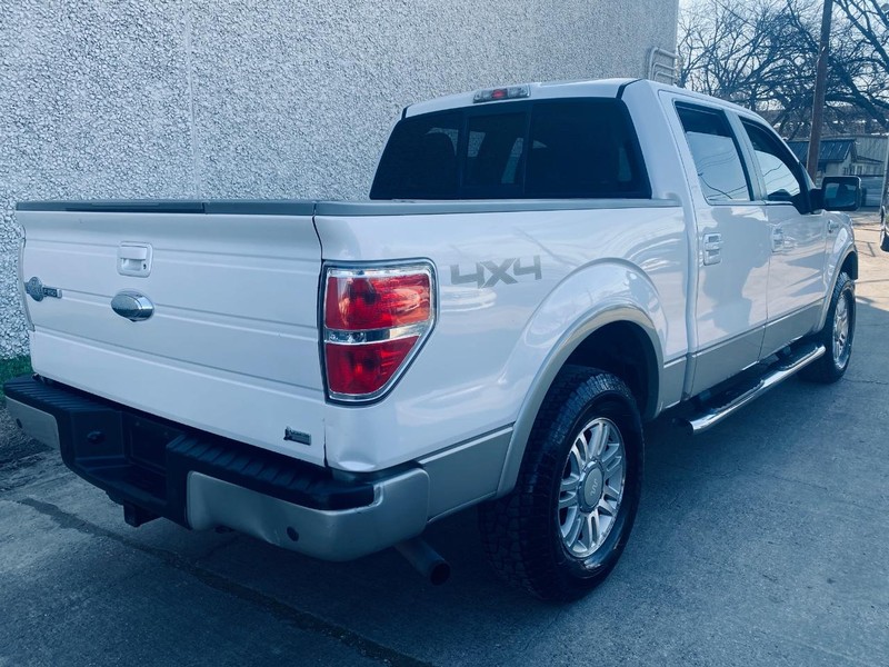 Ford F-150 Vehicle Full-screen Gallery Image 04