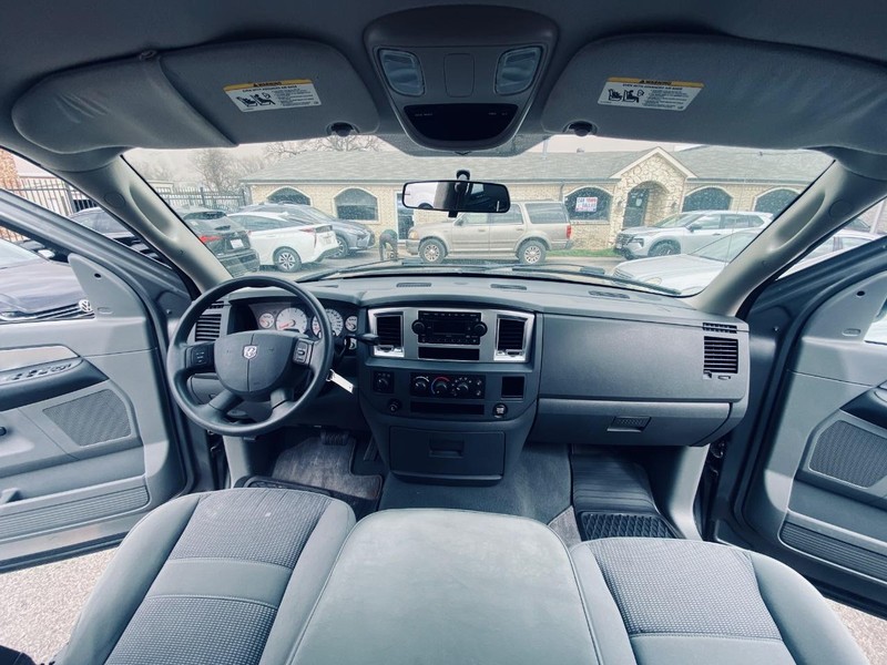 Dodge Ram 1500 Vehicle Full-screen Gallery Image 22