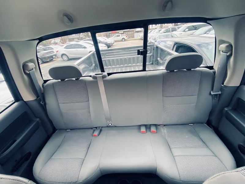 Dodge Ram 1500 Vehicle Full-screen Gallery Image 26
