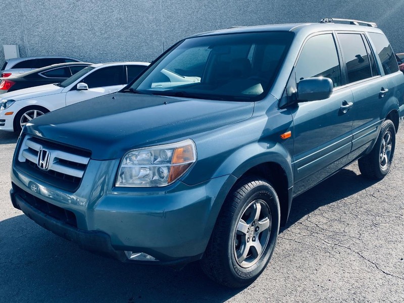 Honda Pilot Vehicle Full-screen Gallery Image 03