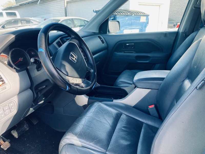 Honda Pilot Vehicle Full-screen Gallery Image 09