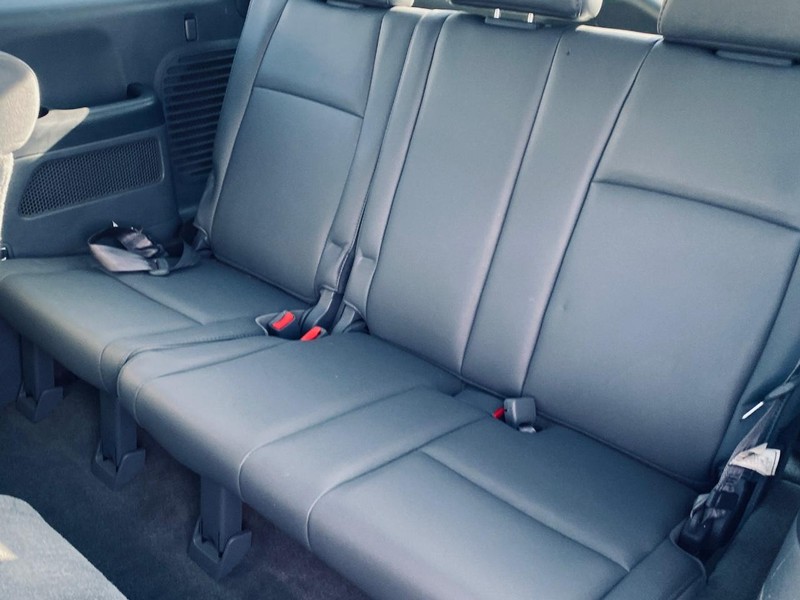 Honda Pilot Vehicle Full-screen Gallery Image 13