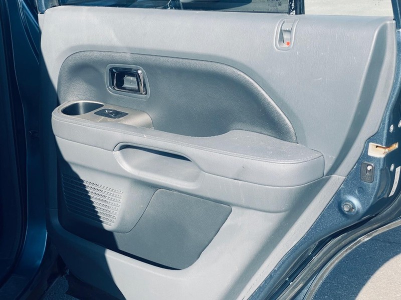 Honda Pilot Vehicle Full-screen Gallery Image 19