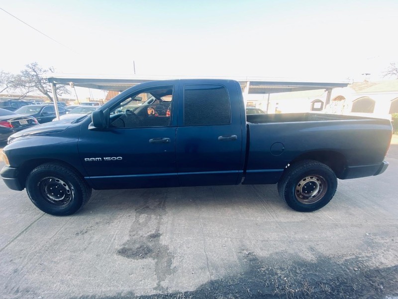 Dodge Ram 1500 Vehicle Full-screen Gallery Image 02