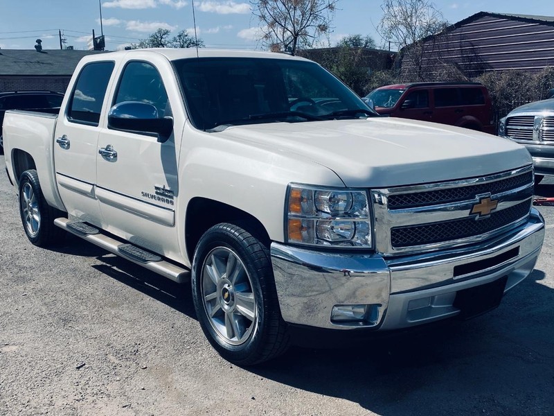 Chevrolet Silverado 1500 Vehicle Full-screen Gallery Image 09