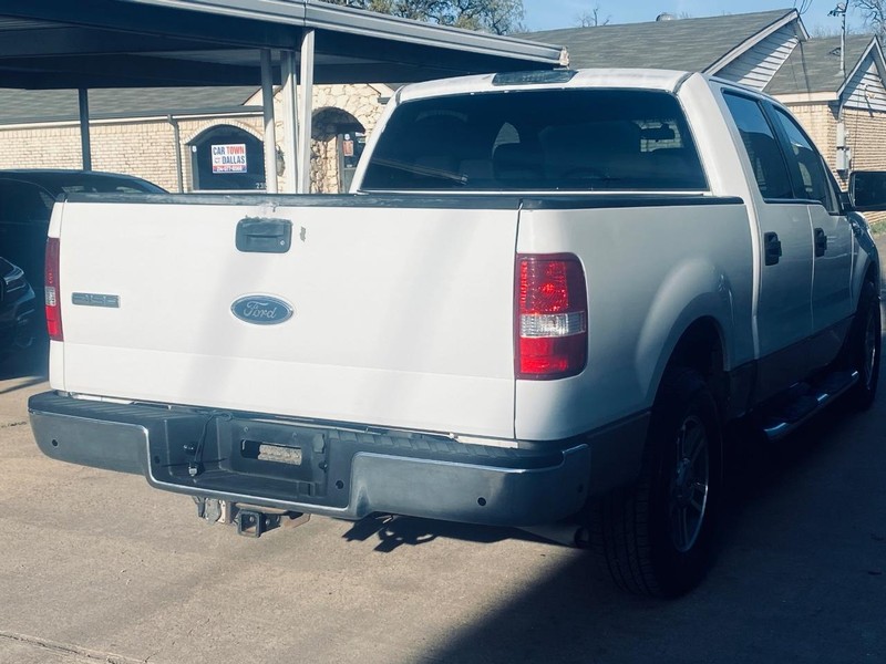 Ford F-150 Vehicle Full-screen Gallery Image 08