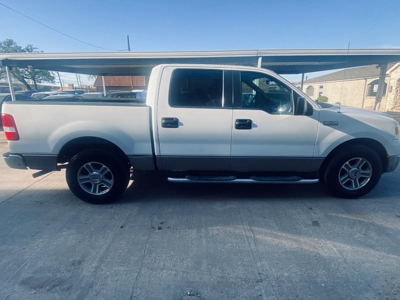Ford F-150 Vehicle Full-screen Gallery Image 09
