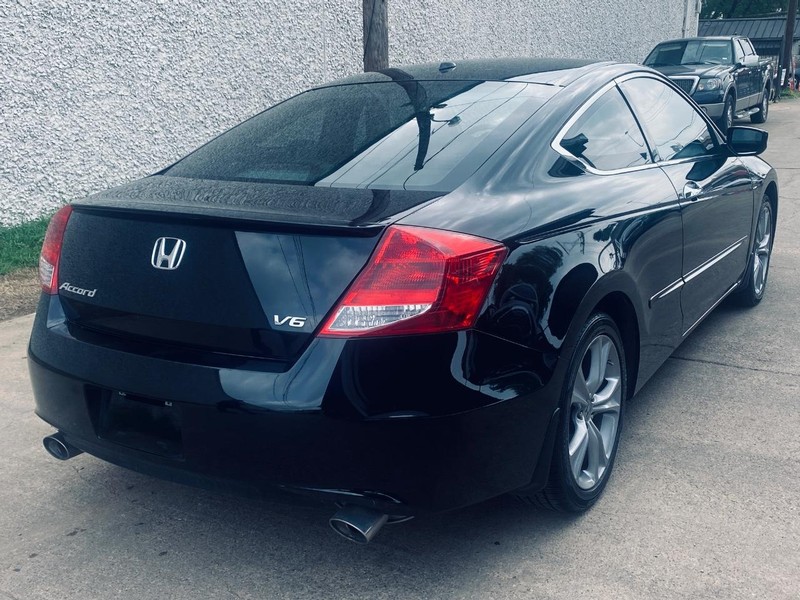Honda Accord Coupe Vehicle Full-screen Gallery Image 06