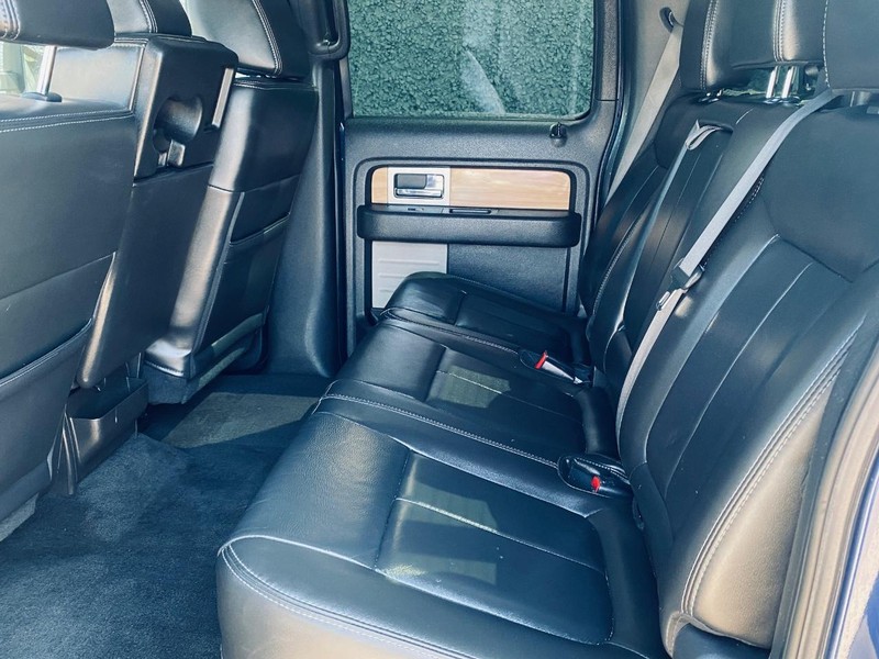 Ford F-150 Vehicle Full-screen Gallery Image 13