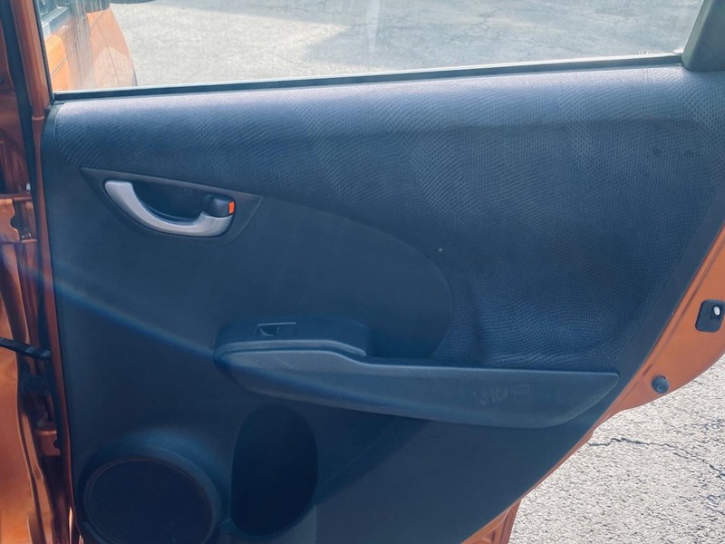 Honda Fit Vehicle Full-screen Gallery Image 17