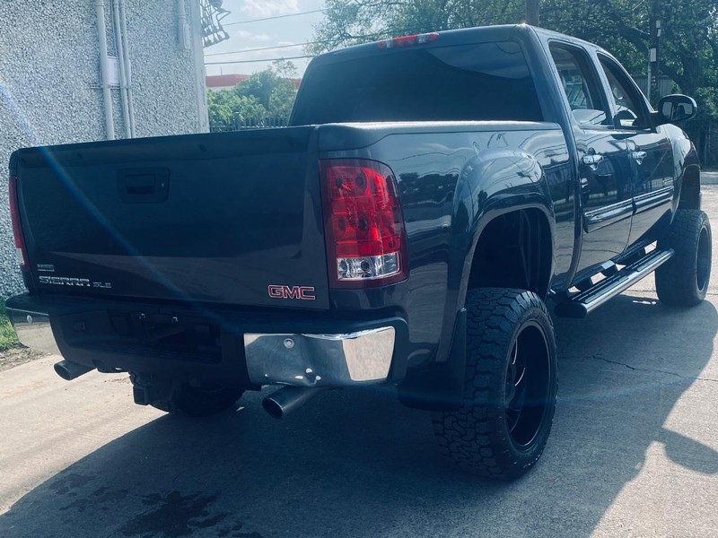 GMC Sierra 1500 Vehicle Full-screen Gallery Image 06