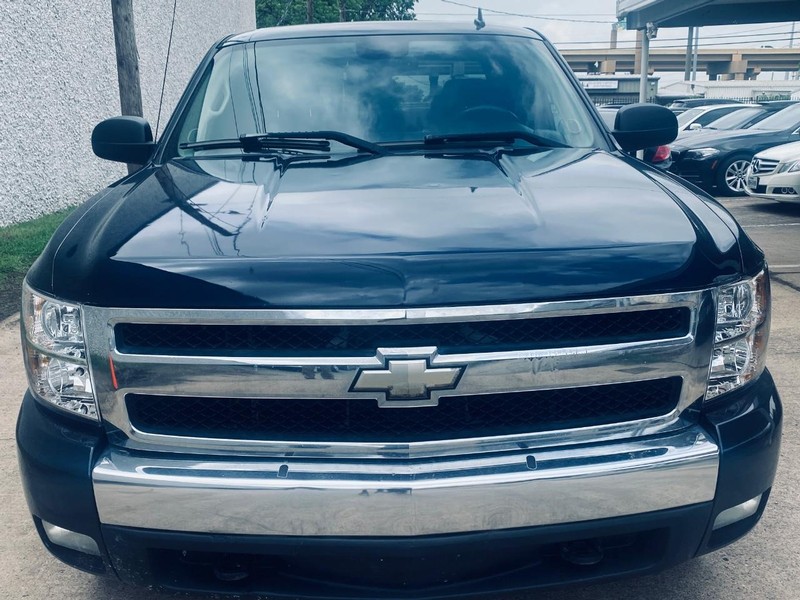 Chevrolet Silverado 1500 Vehicle Full-screen Gallery Image 09