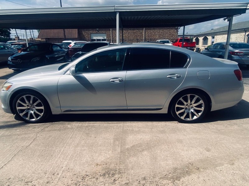 Lexus GS 430 Vehicle Full-screen Gallery Image 02
