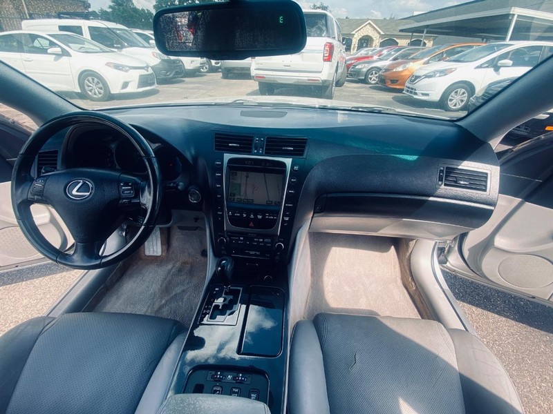 Lexus GS 430 Vehicle Full-screen Gallery Image 23