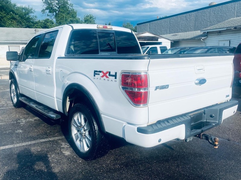 Ford F-150 Vehicle Full-screen Gallery Image 03