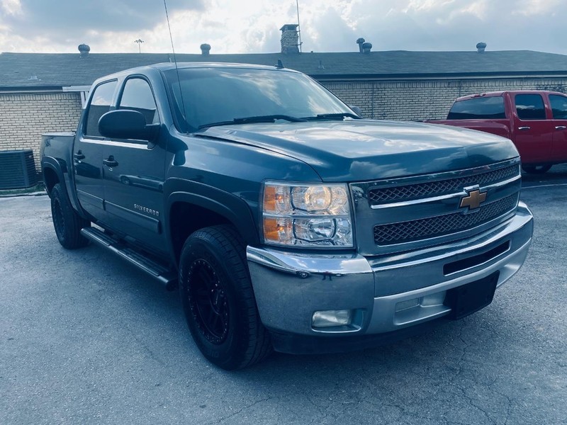 Chevrolet Silverado 1500 Vehicle Full-screen Gallery Image 08