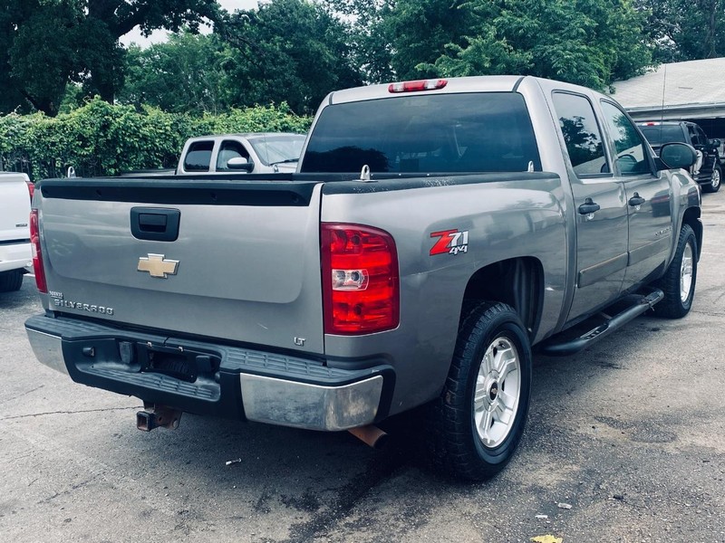 Chevrolet Silverado 1500 Vehicle Full-screen Gallery Image 06