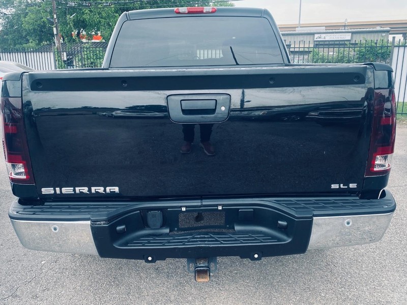 GMC Sierra 1500 Vehicle Full-screen Gallery Image 04