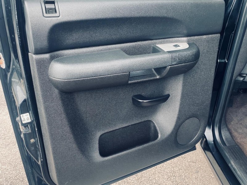 GMC Sierra 1500 Vehicle Full-screen Gallery Image 13