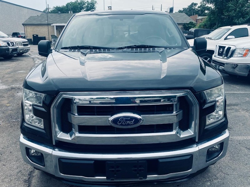 Ford F-150 Vehicle Full-screen Gallery Image 09