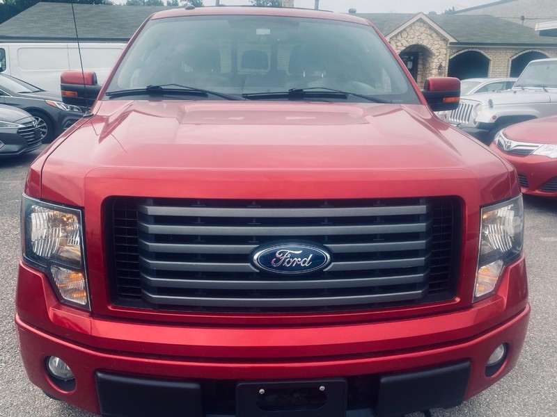 Ford F-150 Vehicle Full-screen Gallery Image 09