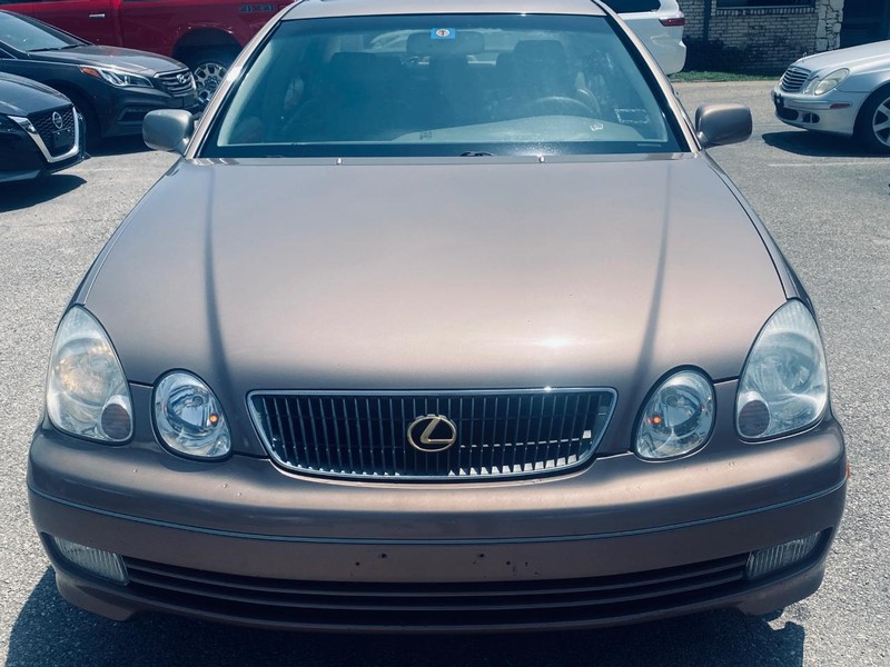 Lexus GS 300 Vehicle Full-screen Gallery Image 02