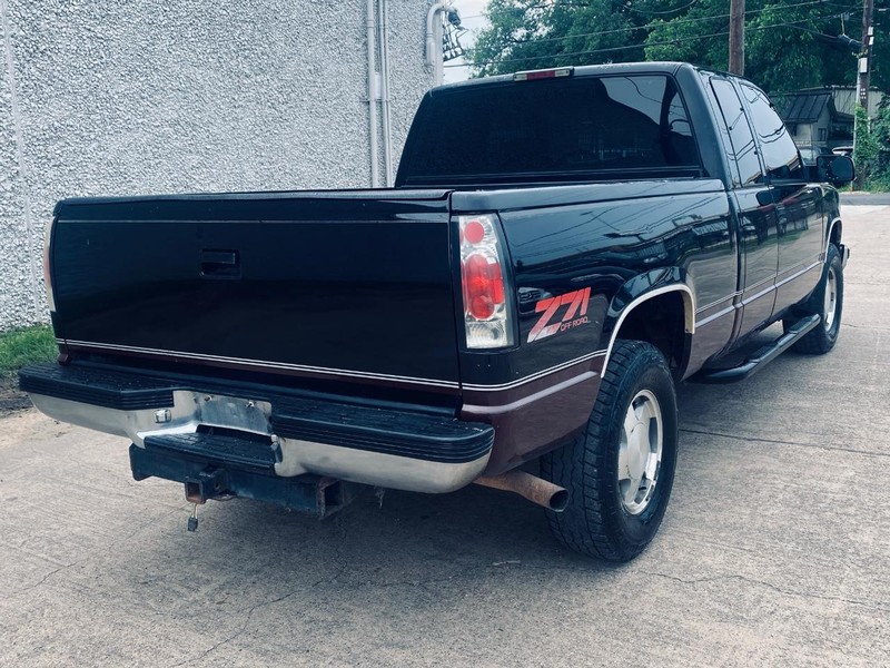 Chevrolet C/K 1500 Vehicle Full-screen Gallery Image 08