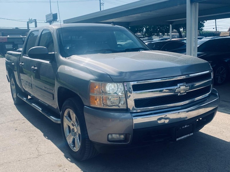 Chevrolet Silverado 1500 Vehicle Full-screen Gallery Image 08