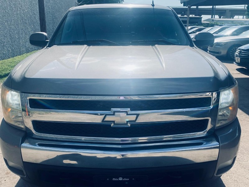 Chevrolet Silverado 1500 Vehicle Full-screen Gallery Image 09