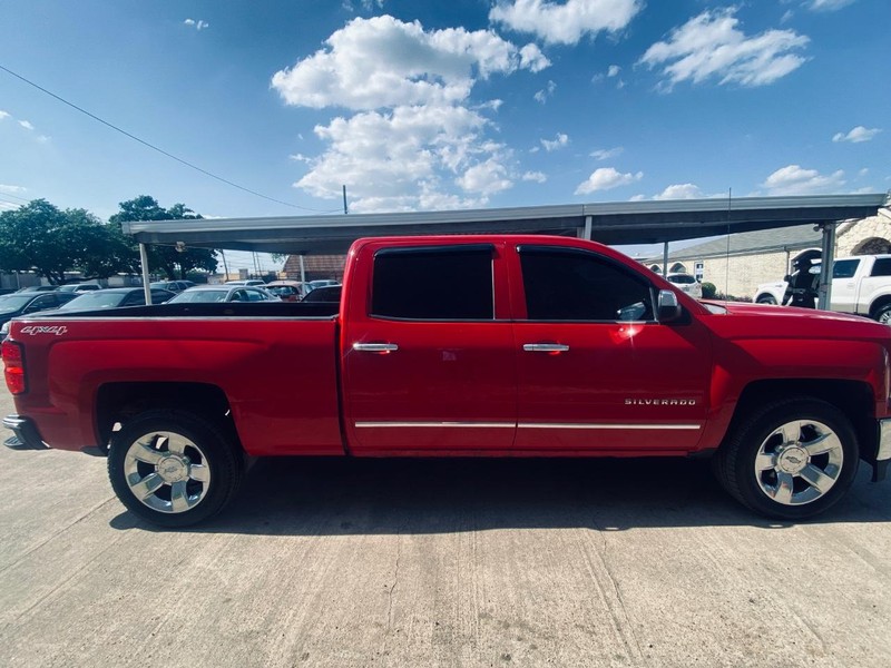 Chevrolet Silverado 1500 Vehicle Full-screen Gallery Image 02