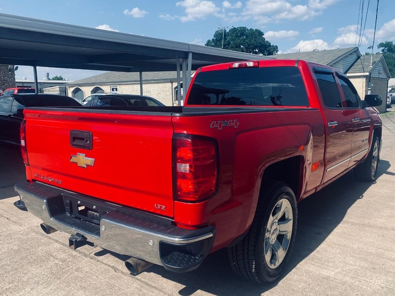 Chevrolet Silverado 1500 Vehicle Full-screen Gallery Image 03