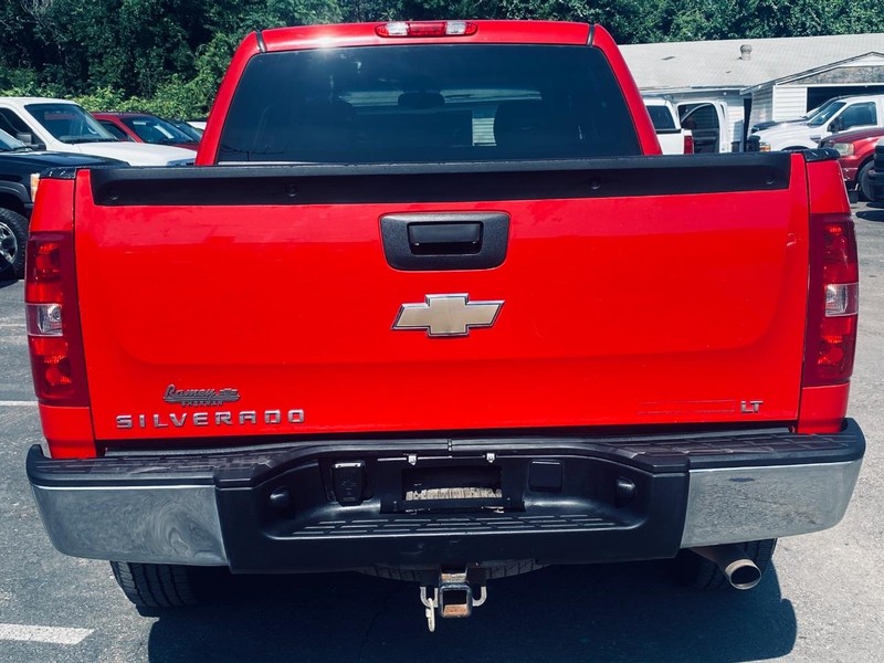Chevrolet Silverado 1500 Vehicle Full-screen Gallery Image 04