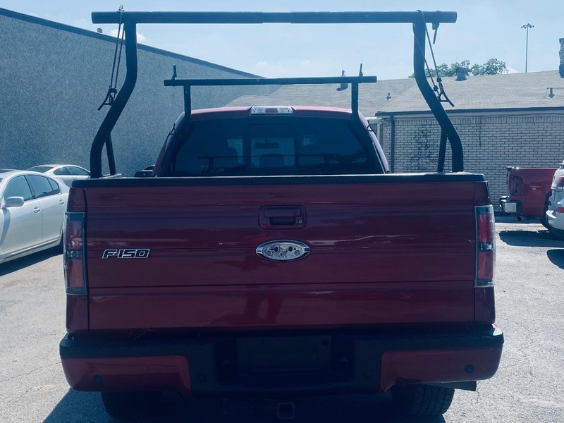 Ford F-150 Vehicle Full-screen Gallery Image 04