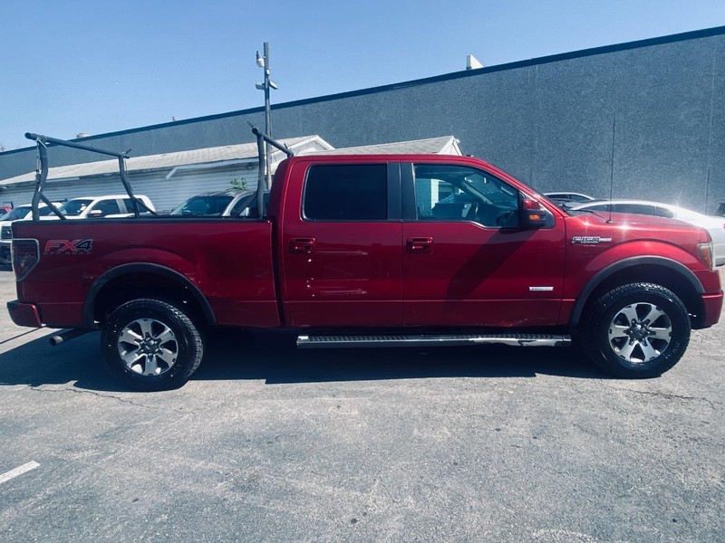 Ford F-150 Vehicle Full-screen Gallery Image 07
