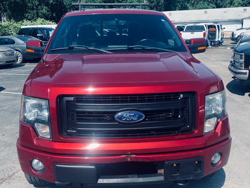 Ford F-150 Vehicle Full-screen Gallery Image 09
