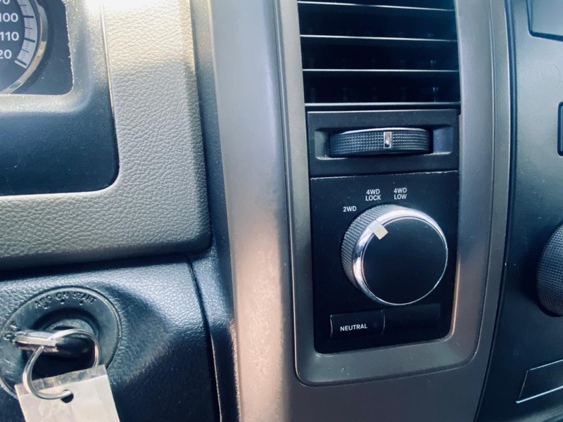Ram 1500 Vehicle Full-screen Gallery Image 26