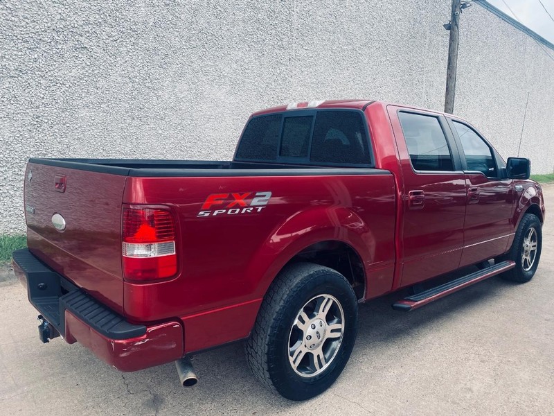 Ford F-150 Vehicle Full-screen Gallery Image 06