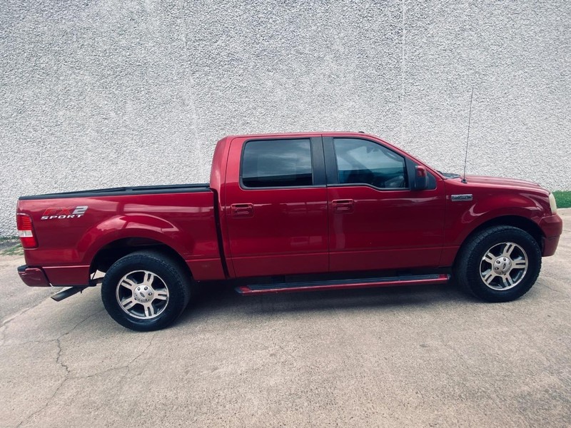 Ford F-150 Vehicle Full-screen Gallery Image 07