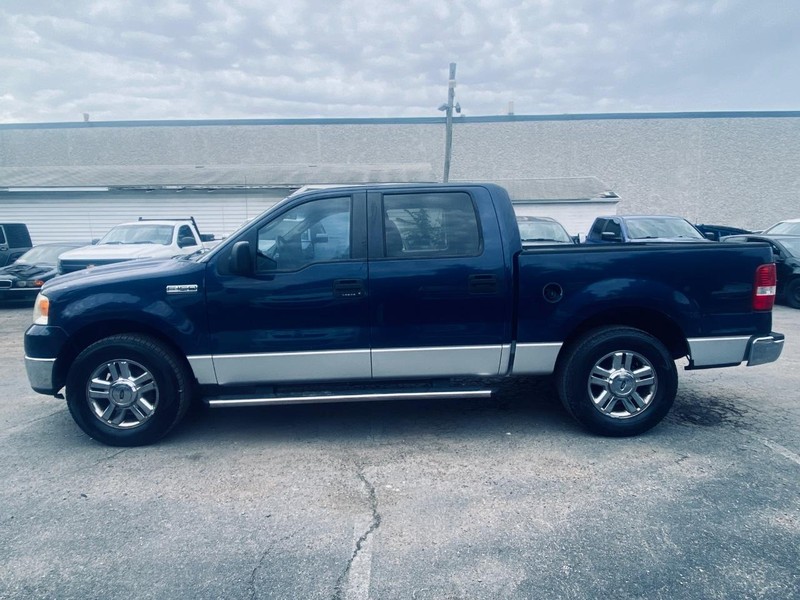 Ford F-150 Vehicle Full-screen Gallery Image 02