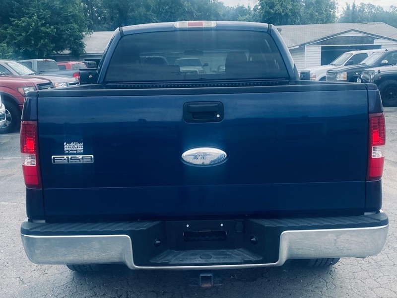Ford F-150 Vehicle Full-screen Gallery Image 04