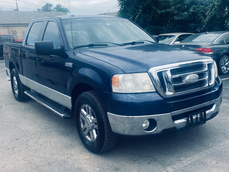 Ford F-150 Vehicle Full-screen Gallery Image 08