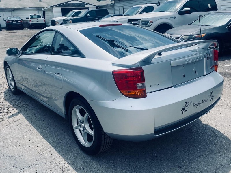Toyota Celica Vehicle Full-screen Gallery Image 03
