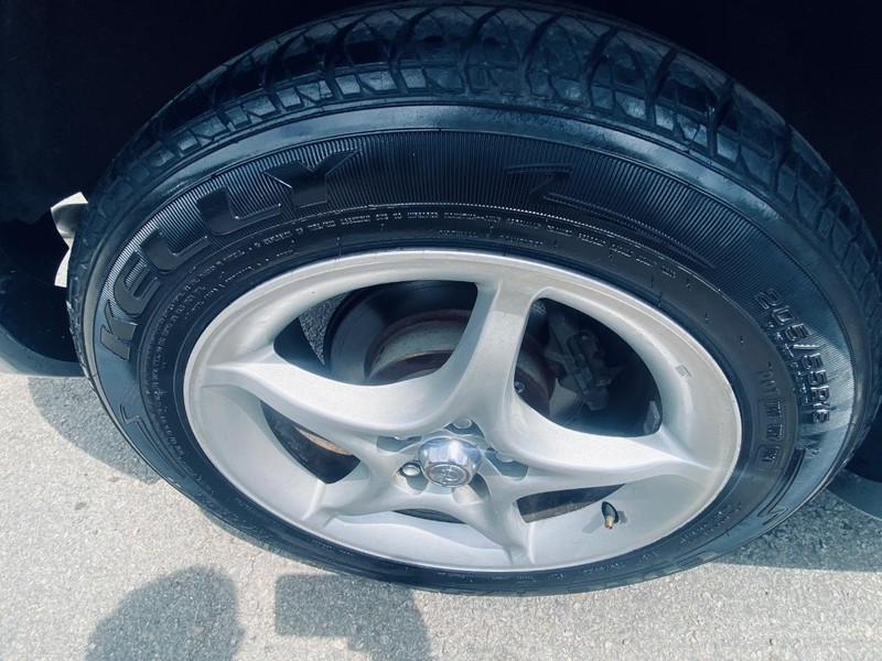 Toyota Celica Vehicle Full-screen Gallery Image 22