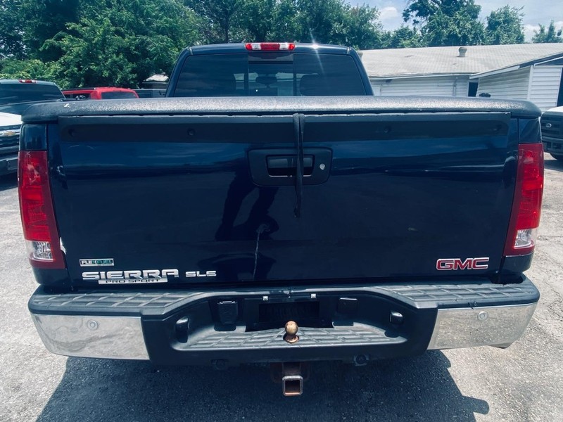 GMC Sierra 1500 Vehicle Full-screen Gallery Image 04
