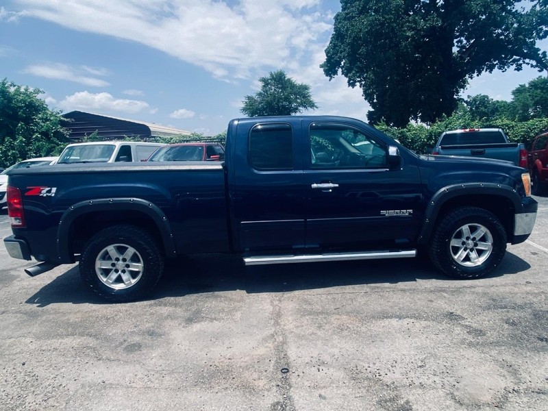 GMC Sierra 1500 Vehicle Full-screen Gallery Image 07
