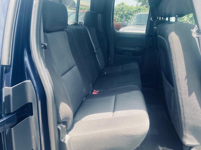 GMC Sierra 1500 Vehicle Full-screen Gallery Image 21