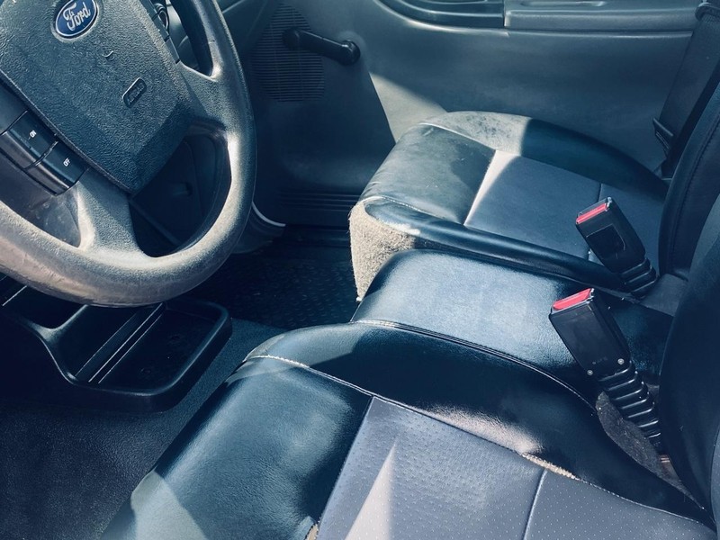 Ford Ranger Vehicle Full-screen Gallery Image 12