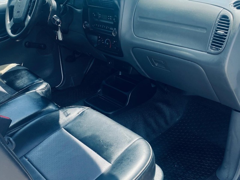 Ford Ranger Vehicle Full-screen Gallery Image 16