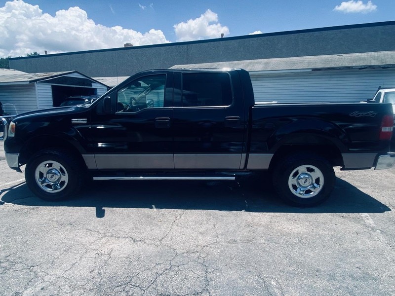 Ford F-150 Vehicle Full-screen Gallery Image 02