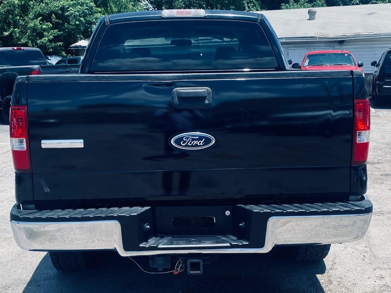 Ford F-150 Vehicle Full-screen Gallery Image 04